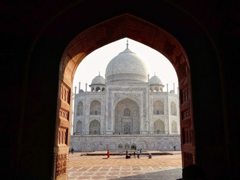 All-Inclusive Taj Mahal and Agra Tour With Meals - Pickup and Drop-off