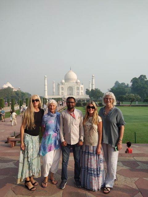 All Inclusive Taj Mahal Day Trip by Fastest Train From Delhi - Itinerary Highlights