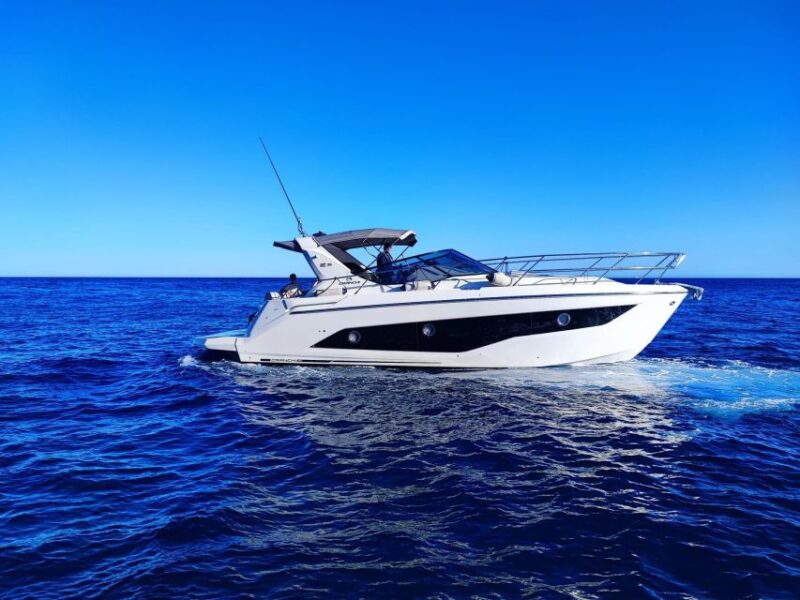 All Inclusive Taormina Bay Privare Luxurious Yacht - Key Points