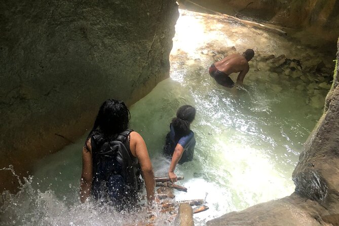 ALL INCLUSIVE Tour of the Cueva De La Virgen Water Trail - Explore the Cueva De La Virgen