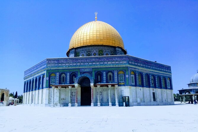 All Inclusive Walking Tour Old City Jerusalem - Delectable Lunch