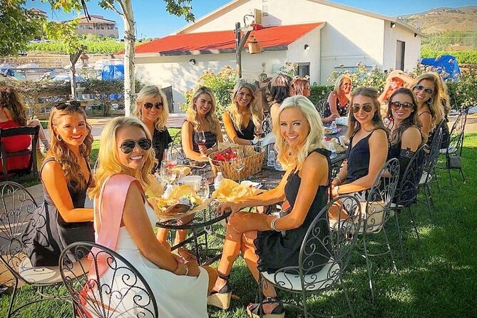 All-Inclusive Wine Tasting Tour + Lunch in Temecula Wine Country - Policies