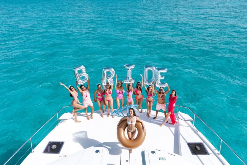 All Inclusive:Tulum Bachelorette Party Catamarán 51´Leopard - Gourmet Cuisine and Drinks