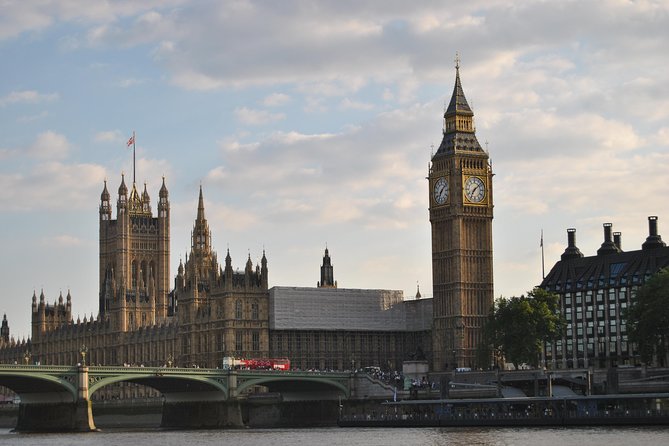 All Landmarks of London by Car - Riverside Wonders of London