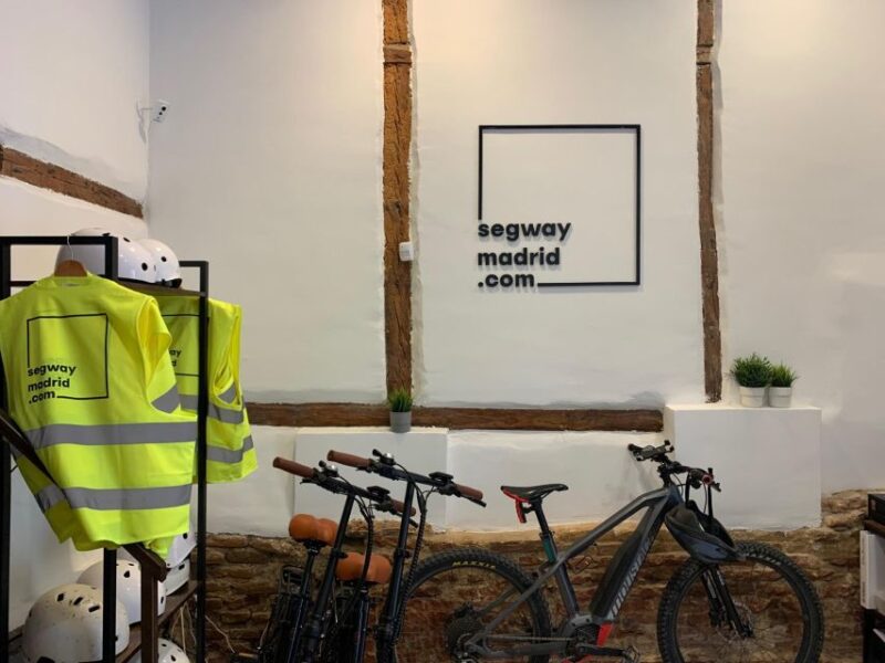 All Madrid: Private Electric Bike Tour Around the City - Itinerary Highlights