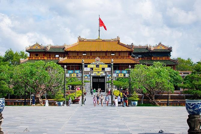 All Must-See Places Hue City, Hai Van Pass From Hoi an Group Tour - Hai Van Pass
