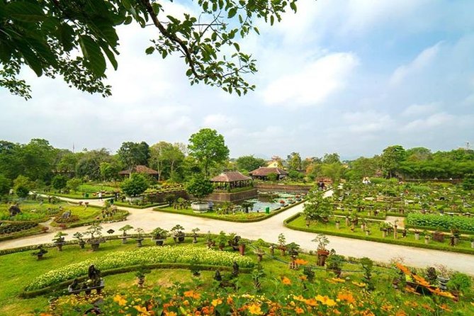 All Must-See Places Hue City, Hai Van Pass From Hoi an Group Tour - Local Cuisine and Lunch