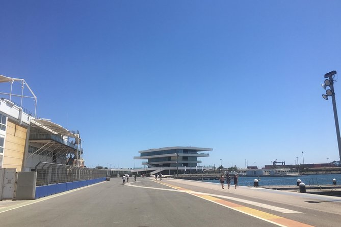 All of Valencia by Bike - Guided by Experts