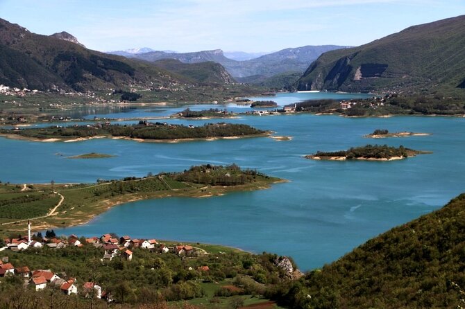 All Seasons 13 Days Bosnia Discovery Non-Touristy Places Tour From Tuzla - Language and Tour Director