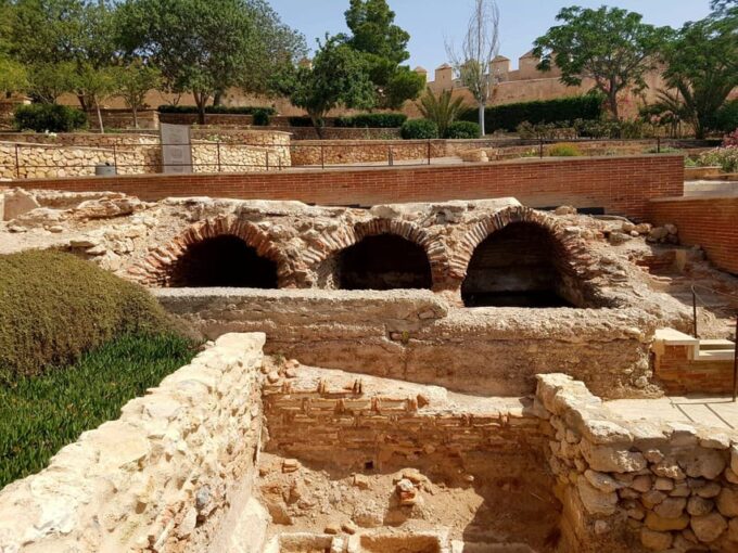 Almeria: Alcazaba and Spanish Civil War Shelters Guided Tour - Customer Feedback