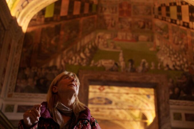 Alone in the Vatican Museums: Early Morning Tour & Breakfast - Exclusive Small Group Tour