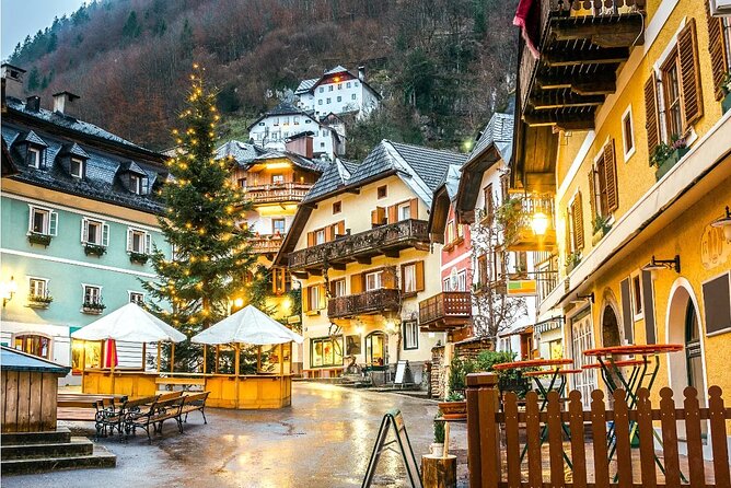 Alpine Christmas Dream: Hallstatt & St.Wolfgang Private Tour - Exploring St. Wolfgang