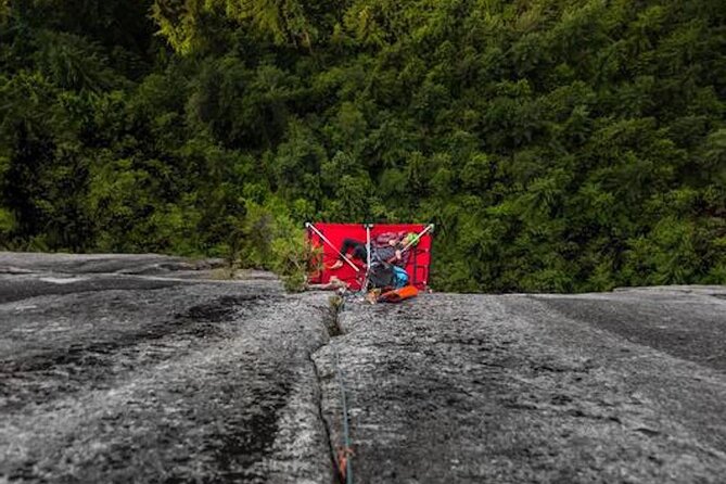 Alpine Cliff Camping 1000ft Off the Ground in Index WA - Key Points