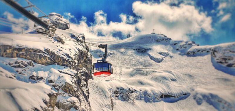 Alpine Majesty: Private Tour to Mount Titlis From Luzern - The Rotair Cable Car