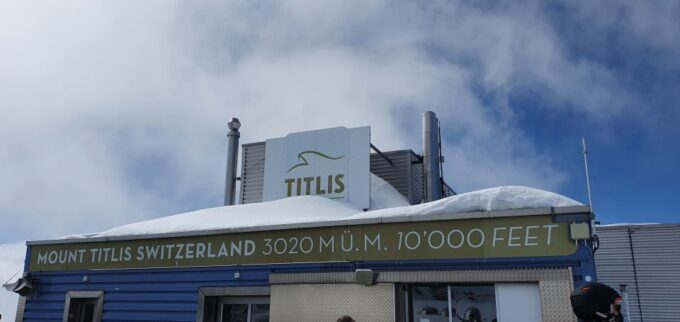 Alpine Majesty: Private Tour to Mount Titlis From Luzern - Local and Professional Guide