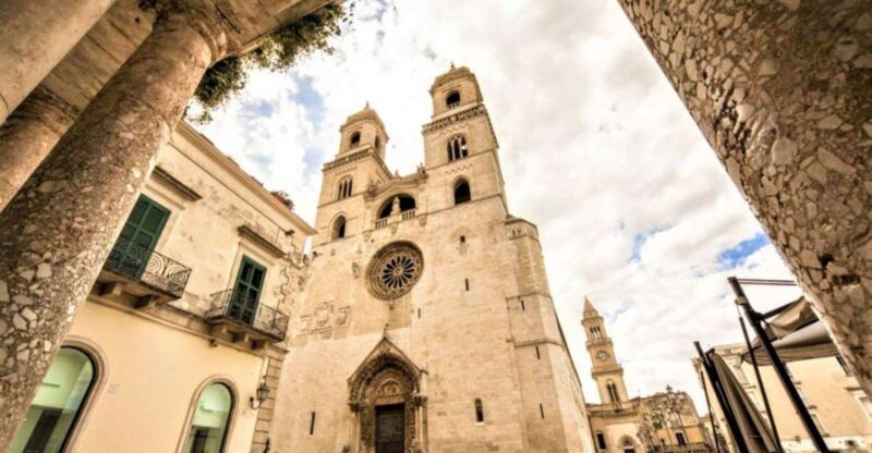 Altamura: Highlights Walking Tour and Tasting - Explore Medieval Streets and Alleys
