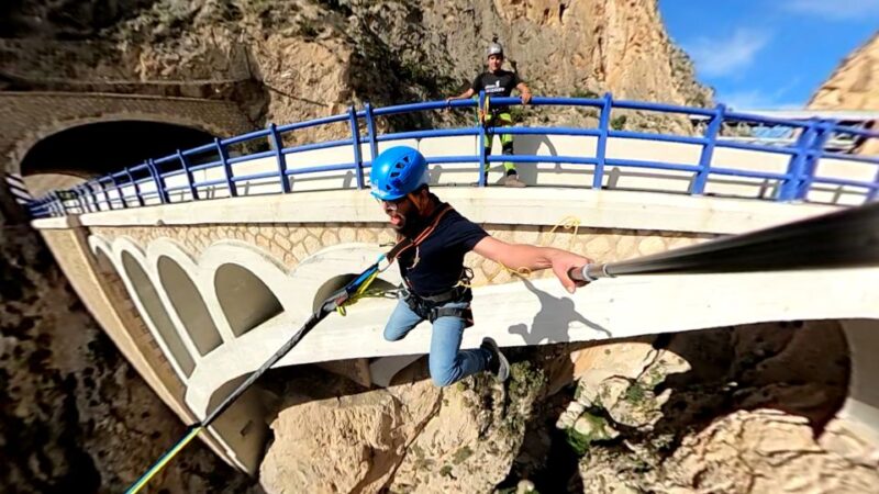 Altea: Bungee Jumping in El Mascarat Canyon - Participant Restrictions