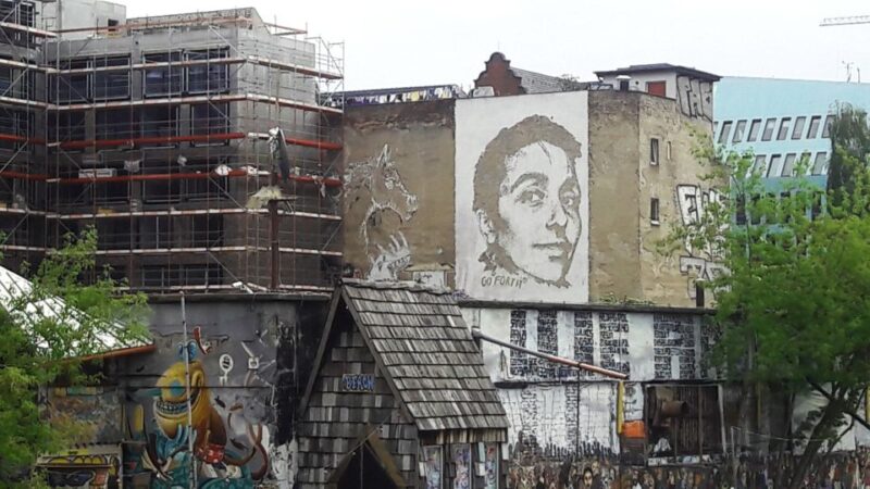 Alternative Berlin Tour - Private Group - Meeting Information