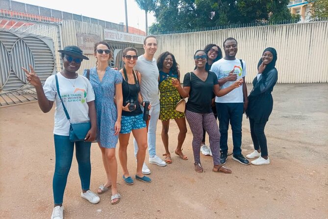 Alternative City Tour - Highlights of the Experience