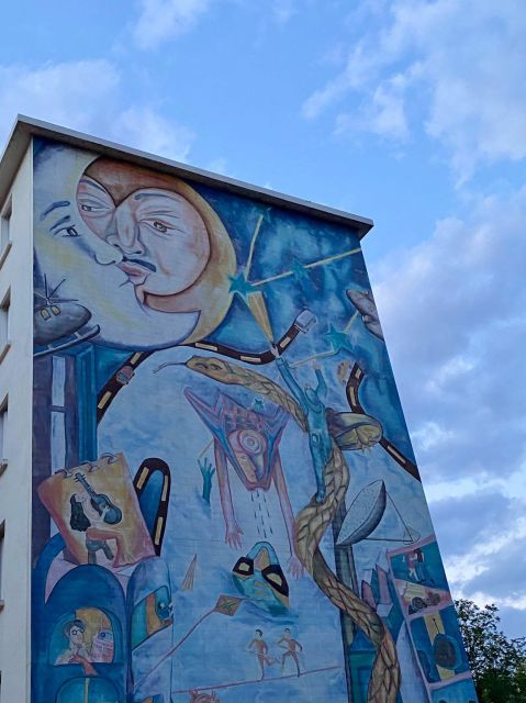 Alternative Tour: Murals and Hidden Frescoes of Lyon - Visiting the 7th and 8th Districts