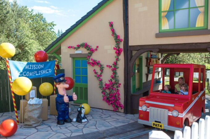 Alton Towers Resort: Entrance Ticket - Important Visitor Information