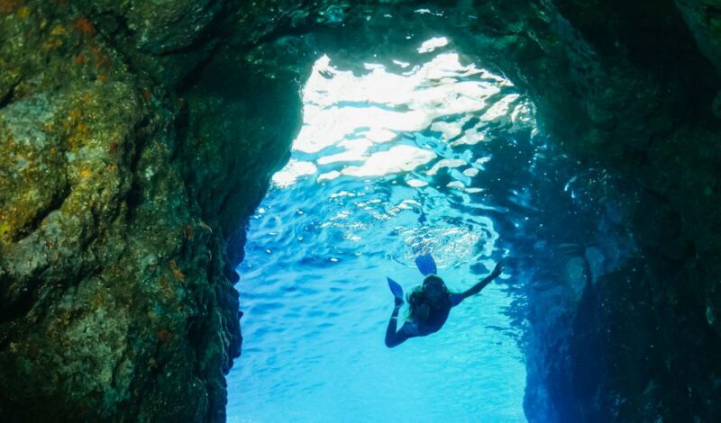 Amalfi Coast: Boat and Snorkeling Tour With a Captain - Scenic Attractions and Activities