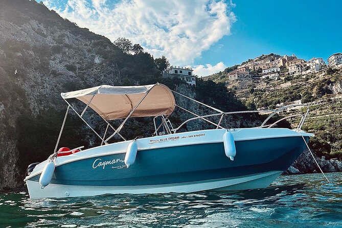 Amalfi Coast Boat Rental, Either Without a License or With a Skipper - Key Points