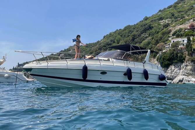 Amalfi Coast Boat Tour Small Group With Aperitif - Boat and Crew Information