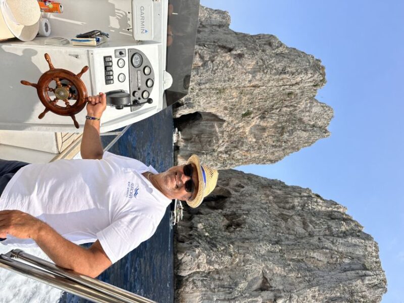 Amalfi Coast Boat Tour - Sorrentine Gozzo - Key Points