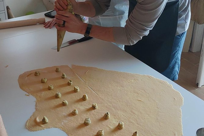 Amalfi Coast Home Cooking Class With Meal & Drinks Included - Included in the Experience