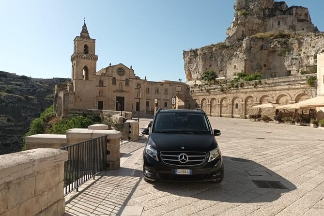 Amalfi Coast & Pompeii - Navigating the Scenic Coastal Drives