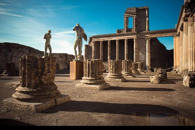 Amalfi Coast & Pompeii - Uncovering the History of the Region