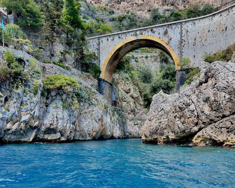 Amalfi Coast Private Half Day Tour From Positano/Praiano - Onboard Experience