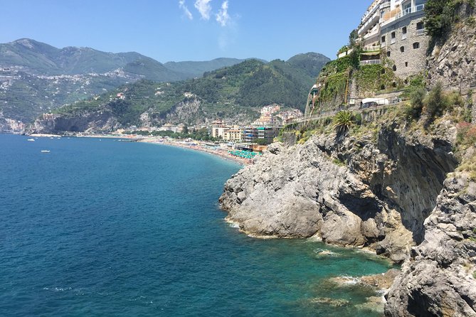 Amalfi Coast Self-Drive Boat Rental - Boat Capacity and Features