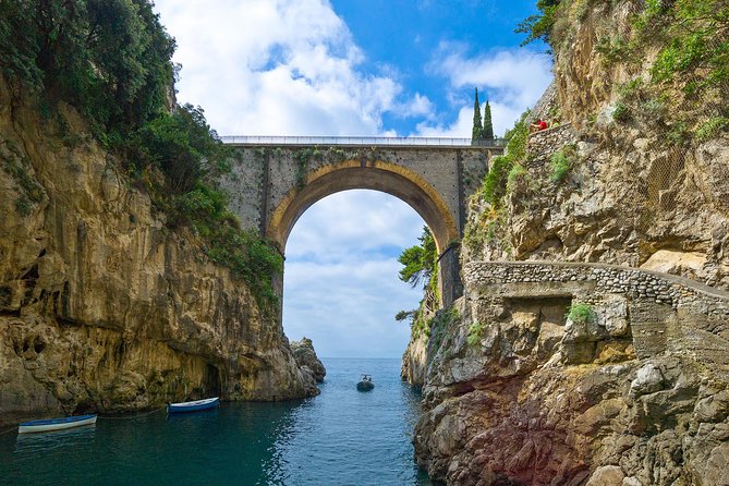 Amalfi Coast Self-Drive Boat Rental - Safety and Restrictions