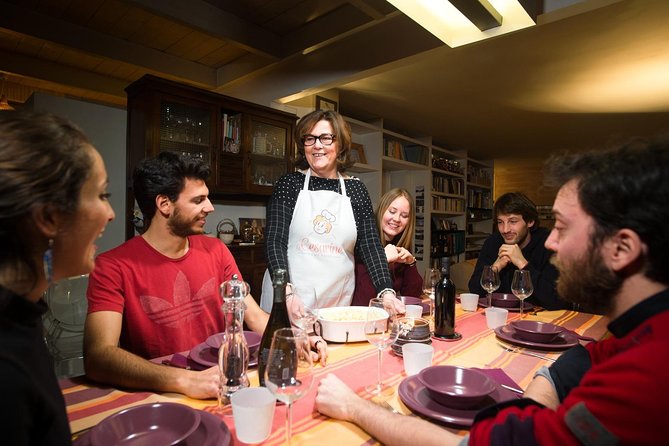 Amalfi Coast: Small Group Market Tour & Cooking Class in Praiano - Meeting Information