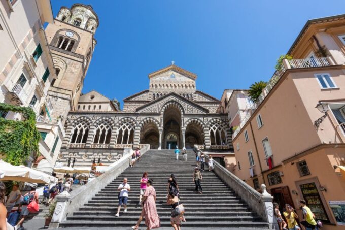 Amalfi Coast Tour From Napoli With Tour Assistant - Frequently Asked Questions