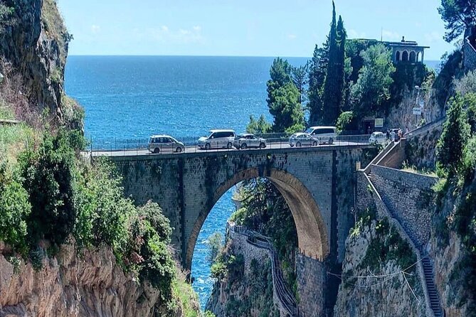 Amalfi Coast Tour of 2 Cities - Half Day - Driver/Guide Expertise