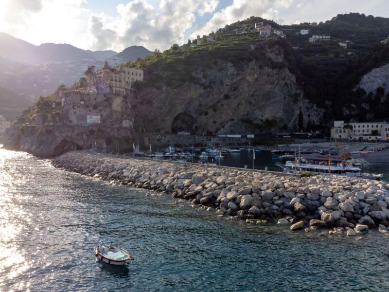 Amalfi Coast Tour on a Typical Gozzo Sorrentino - Key Points