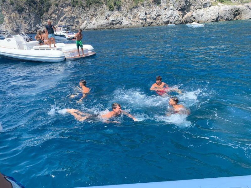 Amalfi Coast Tour With Skipper From Salerno to Positano - Customer Experience