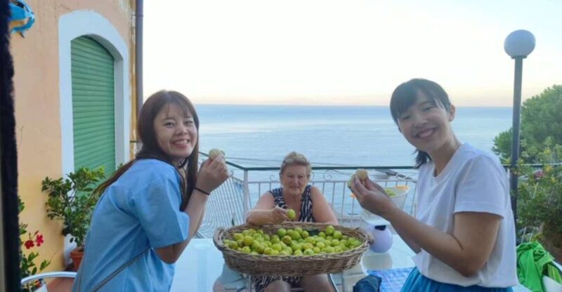 Amalfi: Food Tasting Experience & Wine at a Locals Home - Reservation and Personalization