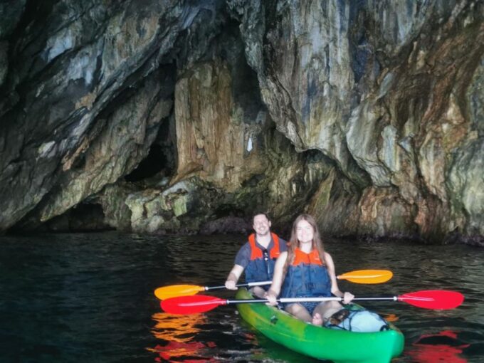 Amalfi: Kayak/Snorkel Tour to Pandora Cave With Lemon Spritz - Gear and Safety Considerations