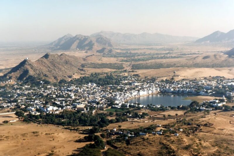 Amazing 3 Nights 4 Days Jaipur With Ajmer Pushkar Tour - Accommodations and Meals