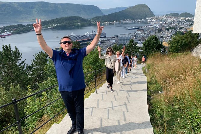 Amazing City Walk in Ålesund - Additional Information About the Tour