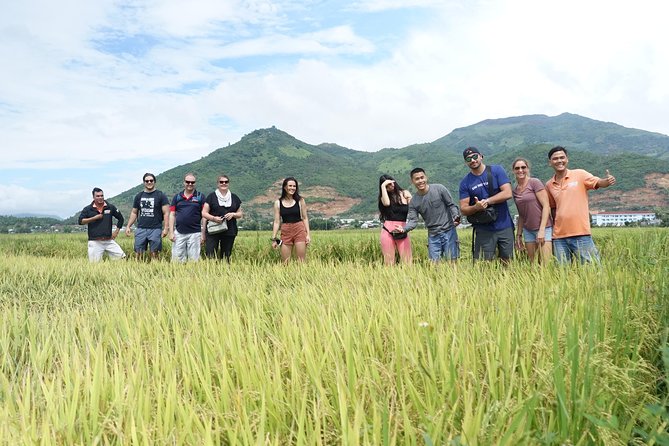 Amazing Countryside & River Tour (Small Group Tour) - Pickup and Meeting Details
