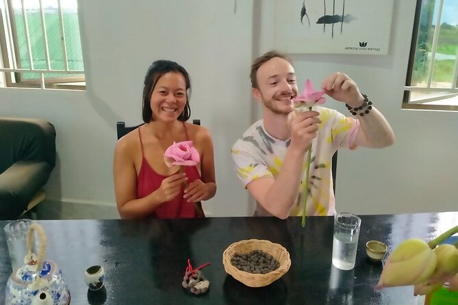 Amazing Craft Classes and Boat Trip to Lotus Fields - Booking Information
