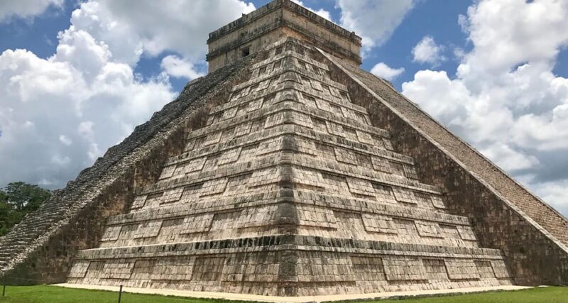 Amazing Full Day Tour to Chichen Itza, Valladolid and Cenote - Valladolid Exploration Time