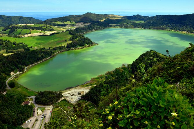 Amazing Furnas, Volcano, Lakes and Tea Plantation - Meeting and Pickup Details