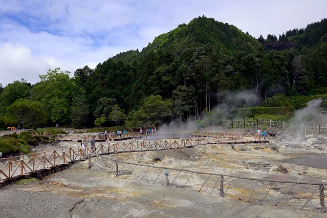 Amazing Furnas, Volcano, Lakes and Tea Plantation - Volcano and Lakes Exploration