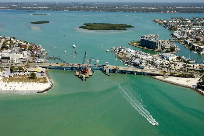 Amazing Helicopter Tour of Treasure Island, Johns Pass, Don CeSar Resort & Bay - Pilot Expertise and Commentary